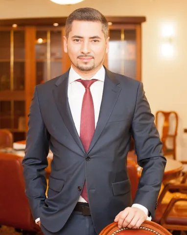 Рустам Мавланов