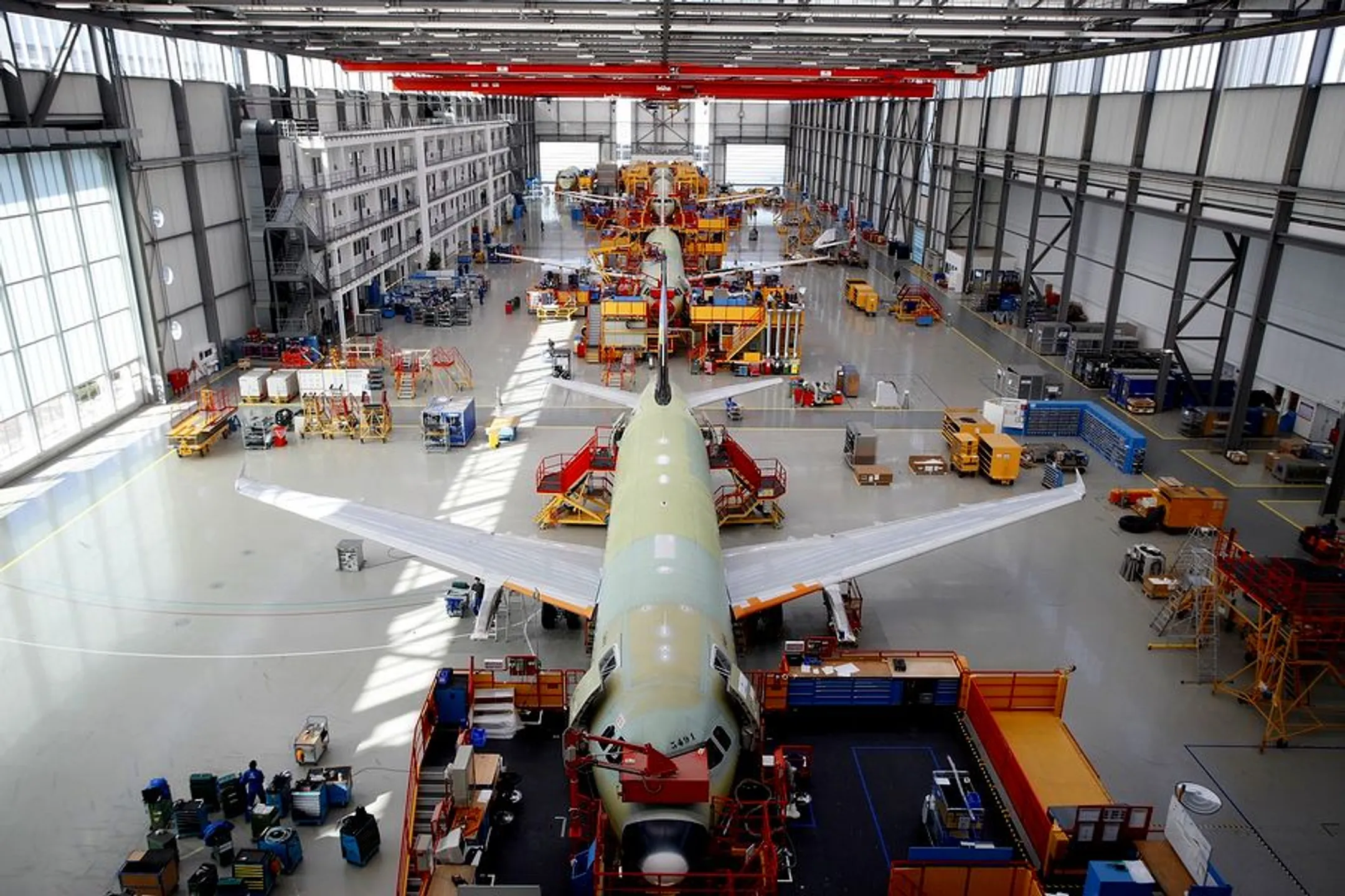 Airbus может оснастить гибридным двигателем новую модель самолета - Image Kapital.kz