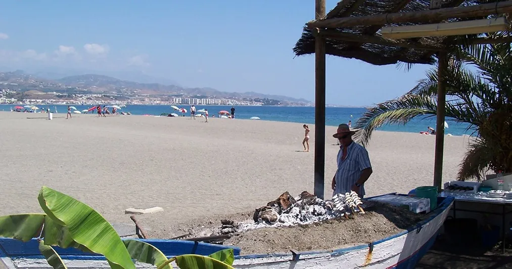 Капитал - Расходы иностранных туристов в Испании сократились на 74%