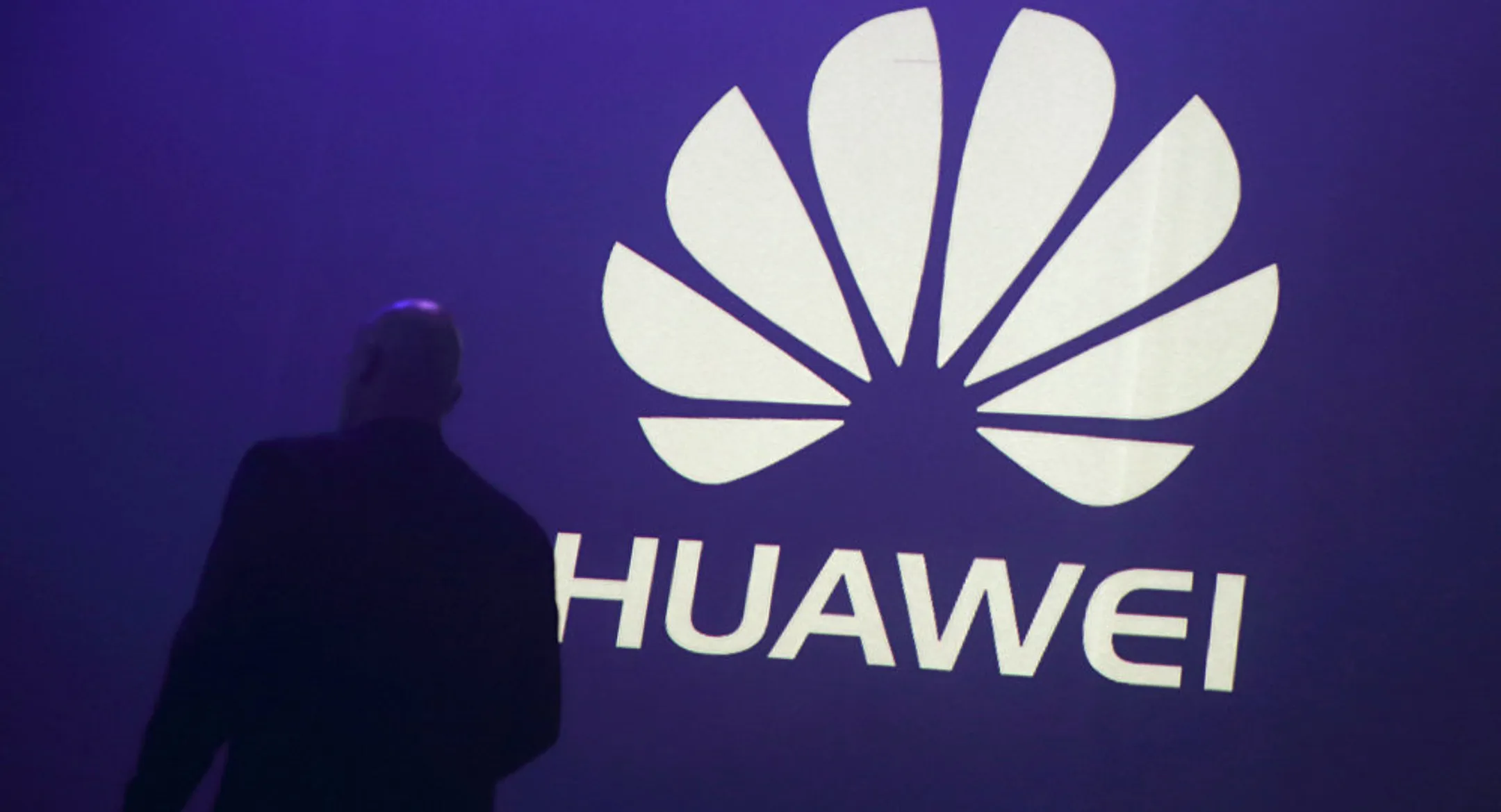 США обвинили Huawei в промышленном шпионаже - Image Kapital.kz
