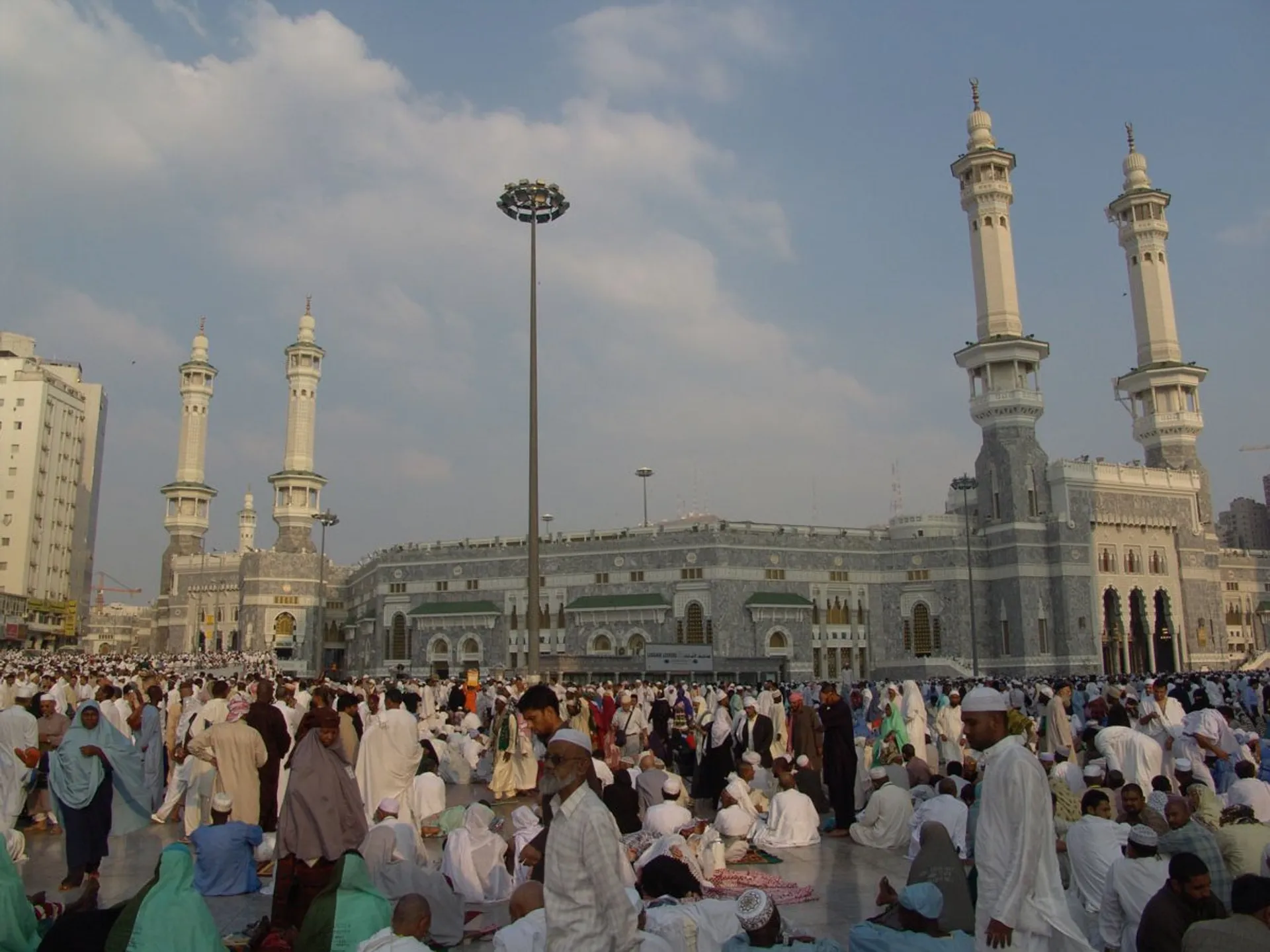 Капитал - В Саудовской Аравии выходные перенесены на пятницу и субботу