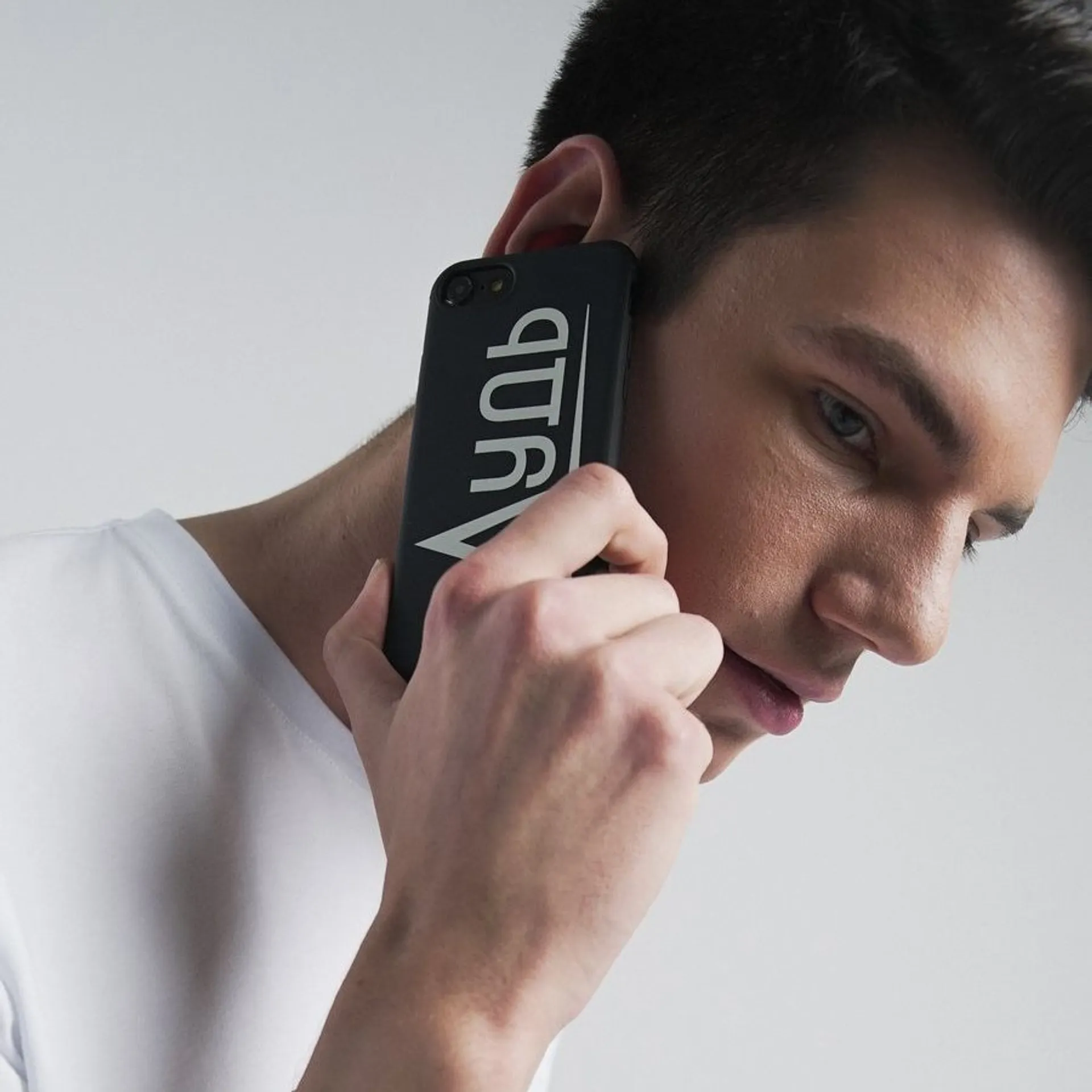 Капитал - Видеоблогер Юрий Дудь регистрирует бренд «вДудь»