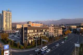 Капитал - Jusan Bank лидирует по росту активов, сокращает просрочку