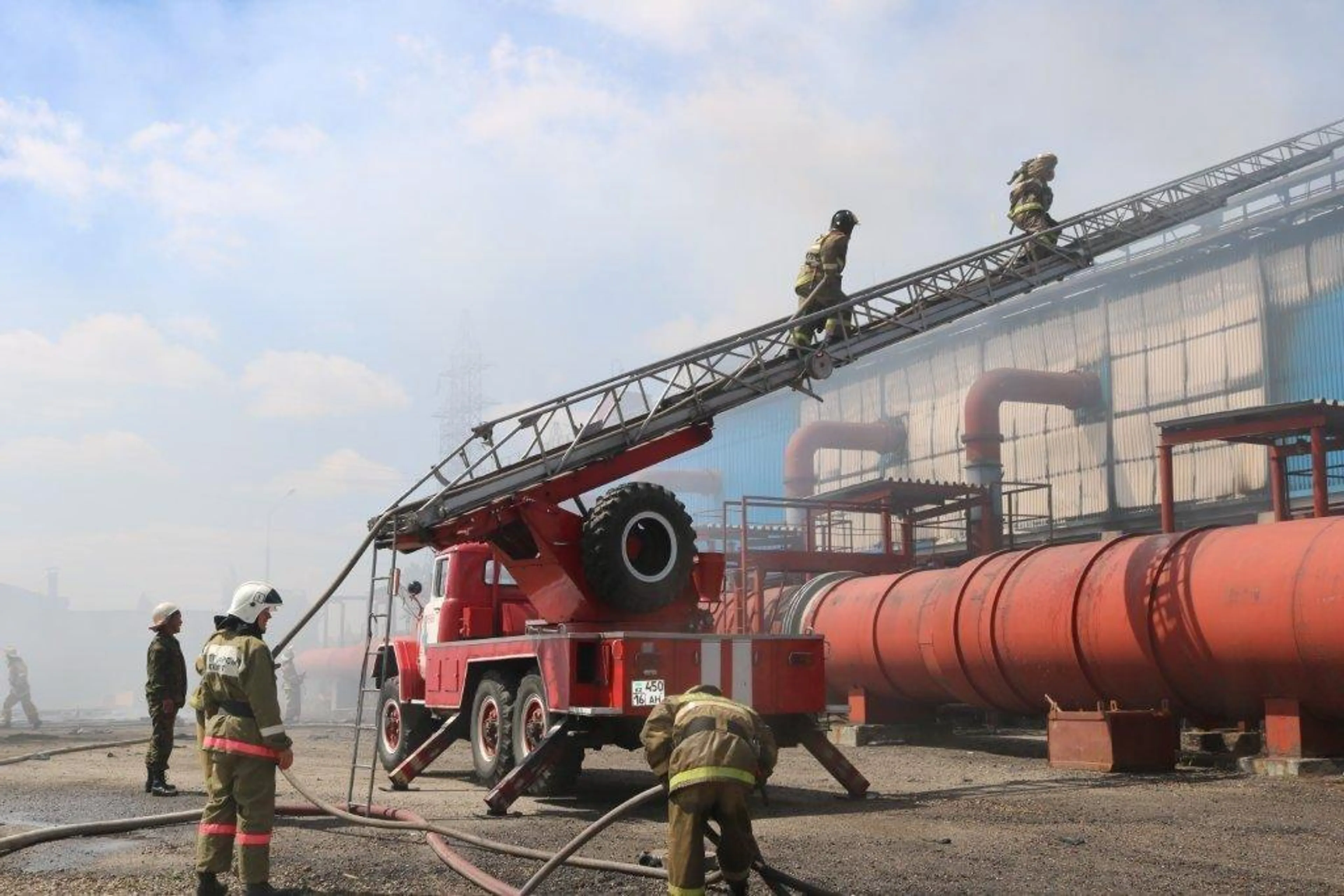 Капитал - Крупный пожар произошел на ТЭЦ в Усть-Каменогорске