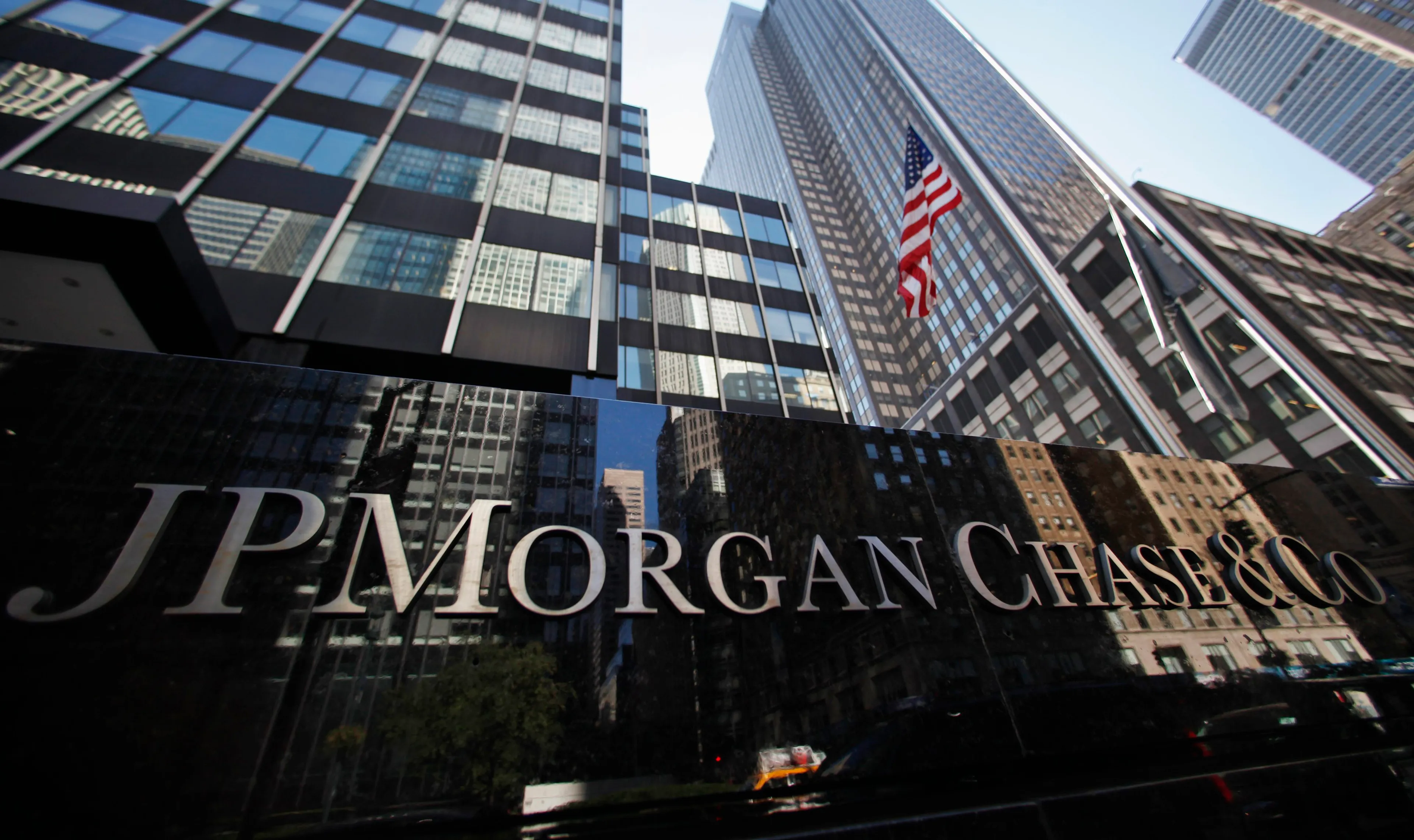 Капитал - JPMorgan заплатит $5,3 млн штрафа за нарушение санкционных запретов