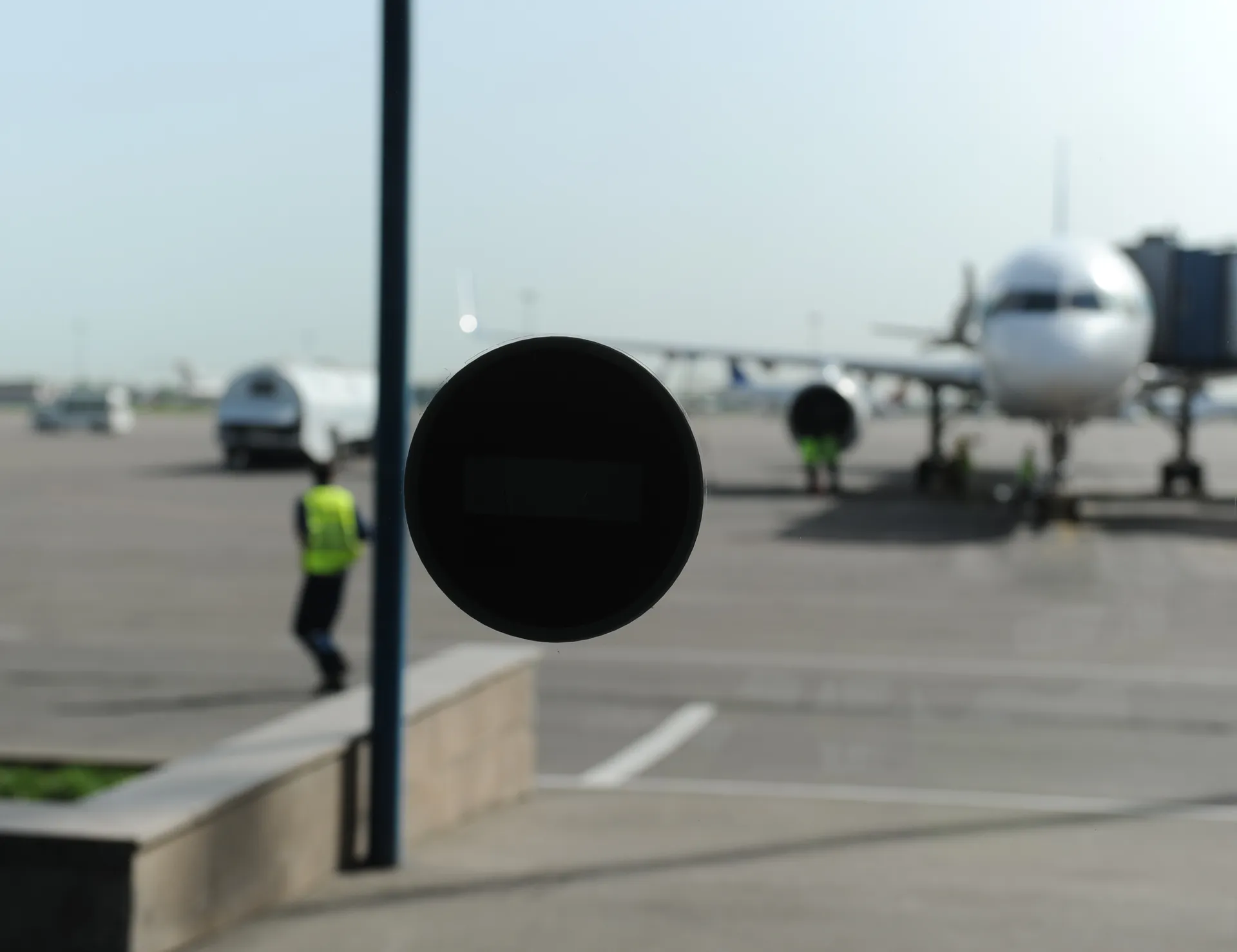 Капитал - Самолет Эйр Астаны совершил вынужденную посадку в Москве