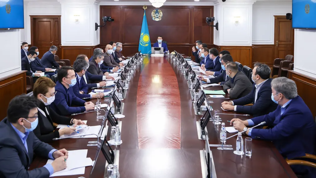 Капитал - В РК хотят временно отменить этикетки на госязыке для импортных товаров