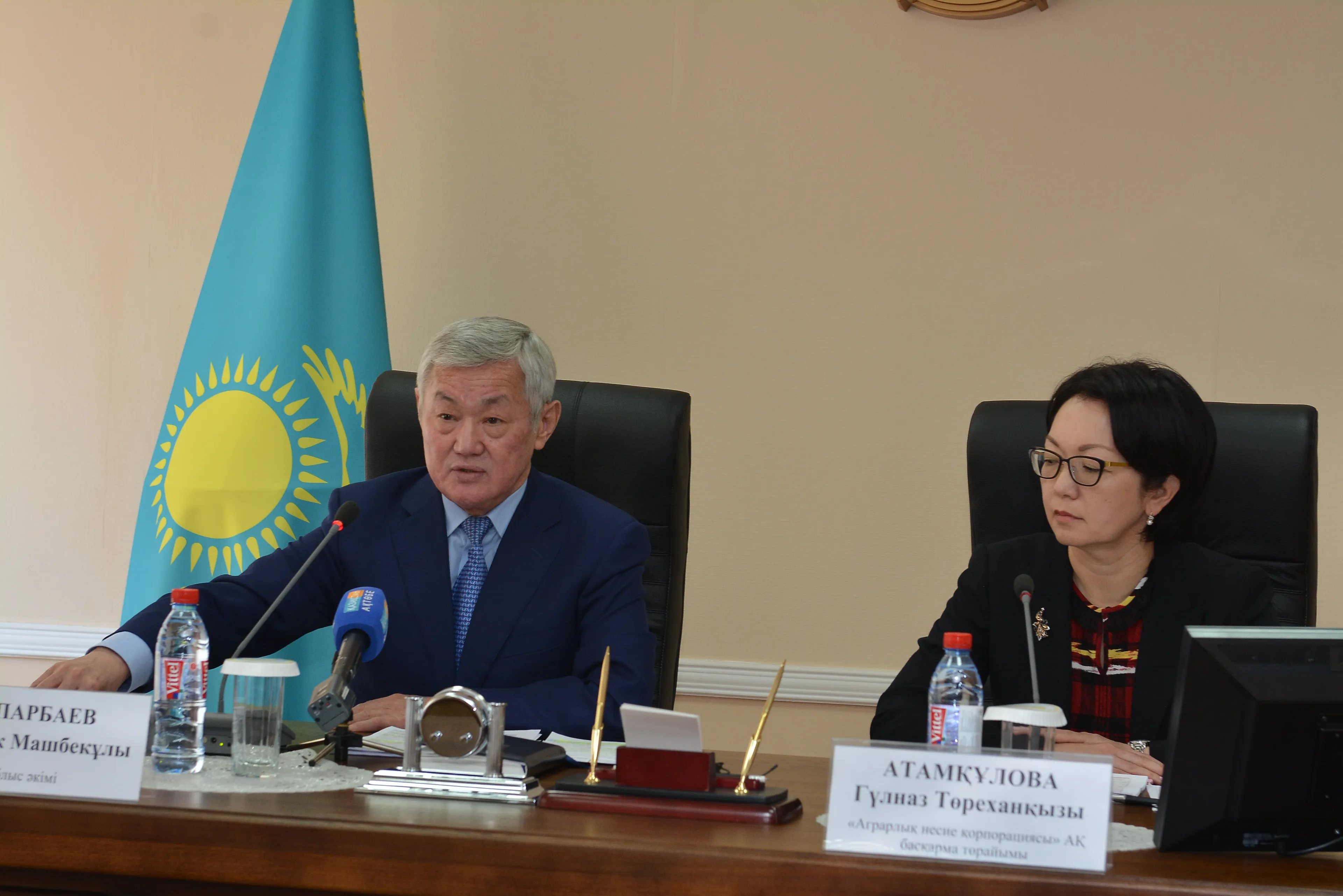 Капитал - Бердибек Сапарбаев поручил облегчить сельчанам процедуру получения займов