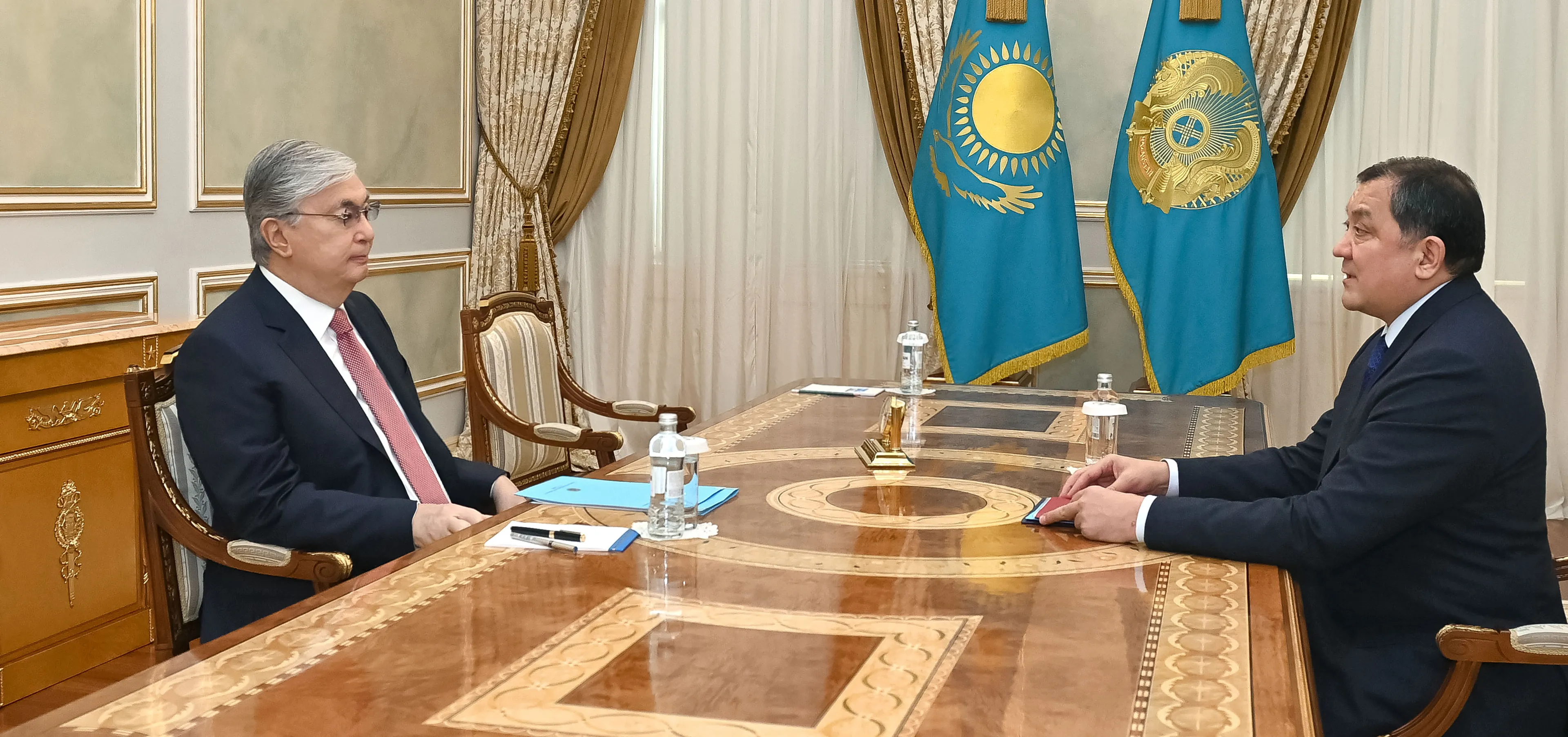 Капитал - Нурлан Ногаев представил отчет о развитии Мангистауской области