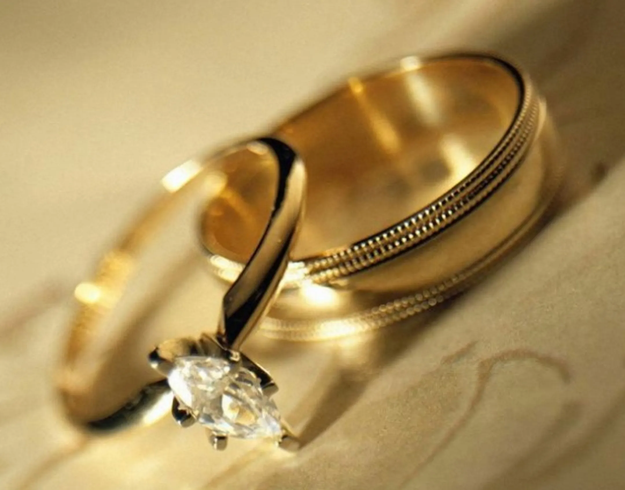 Законный брак не спасает от потери имущества