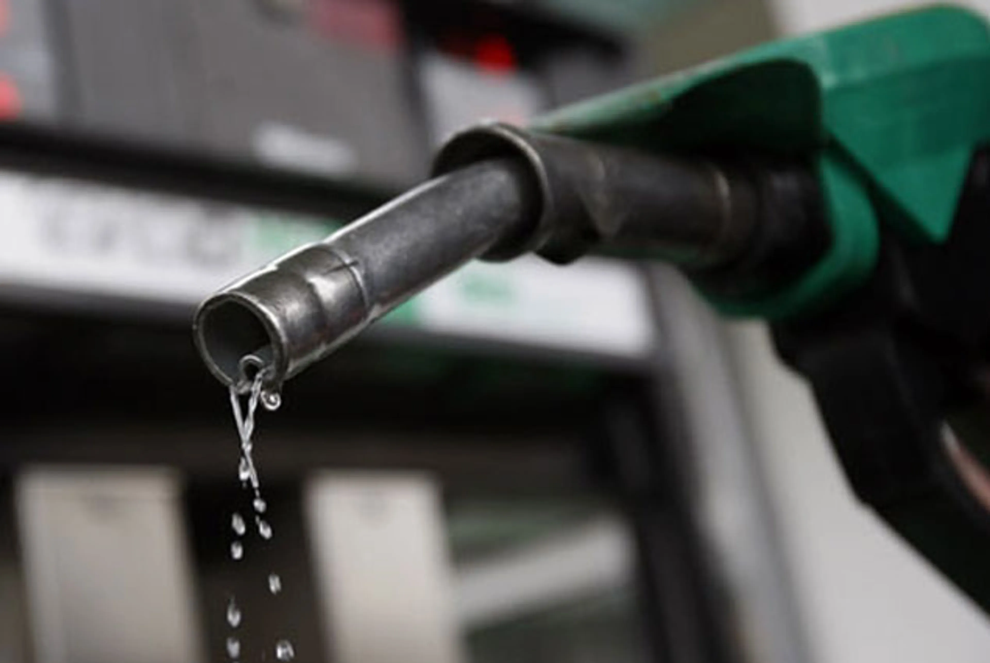 Капитал - Бензин не подорожает до 370 тенге за литр