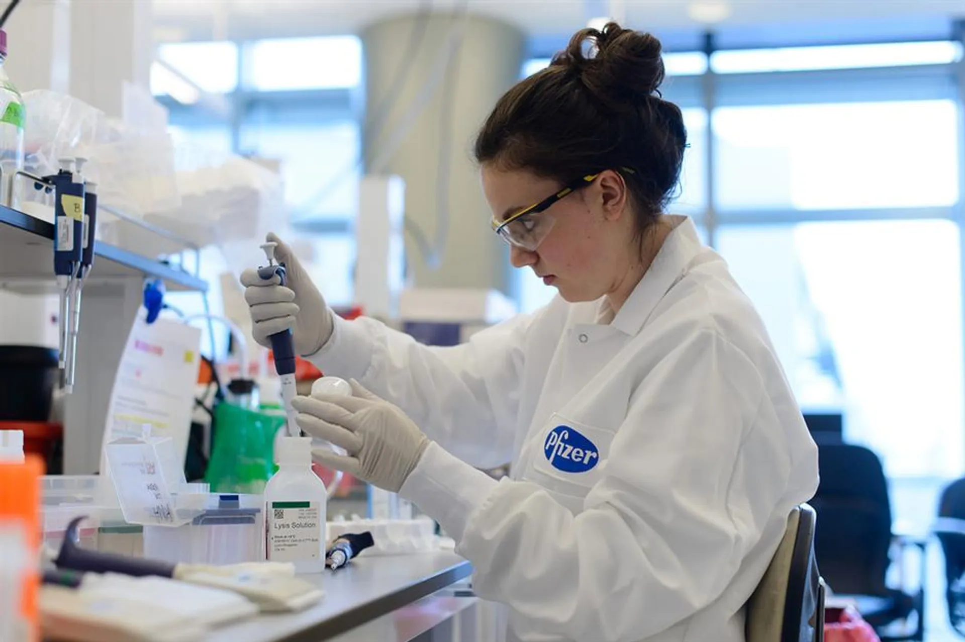 Капитал - Два Чарльза и Pfizer