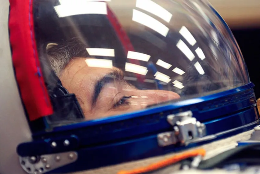 Капитал - В Байконур прибыли экипажи МКС