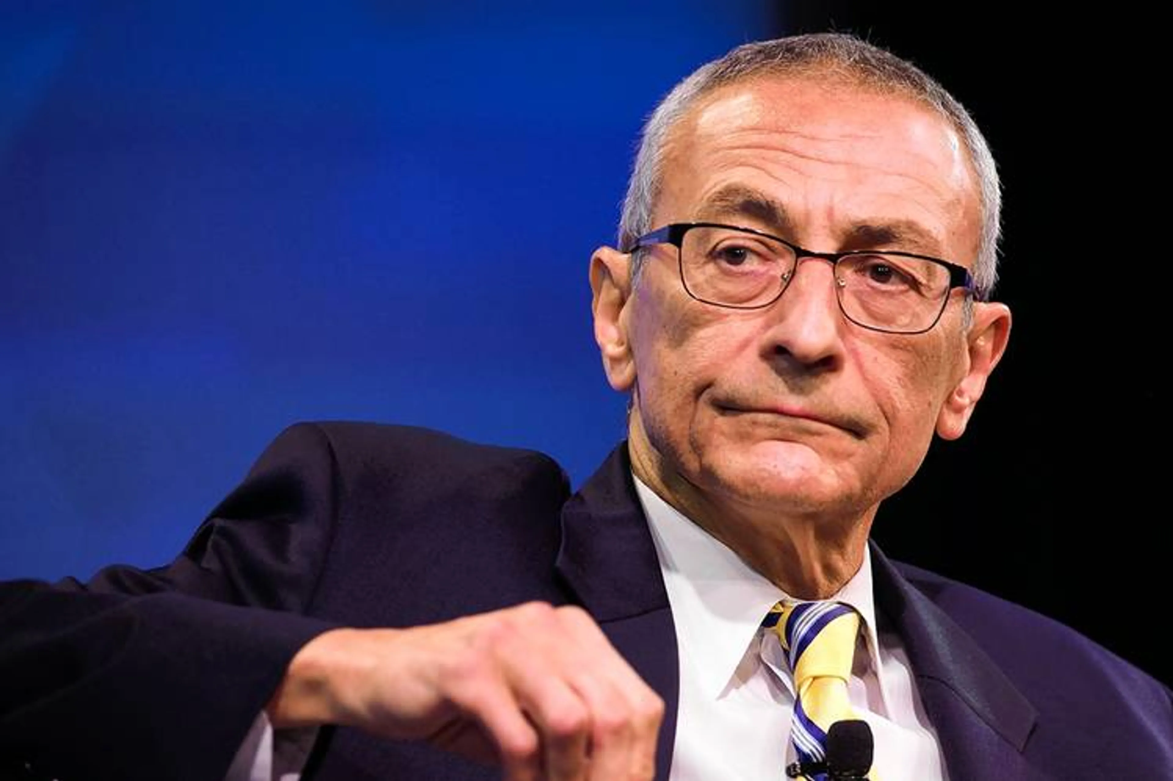 Капитал - Глава штаба Клинтон обвинил российских хакеров во взломе почты