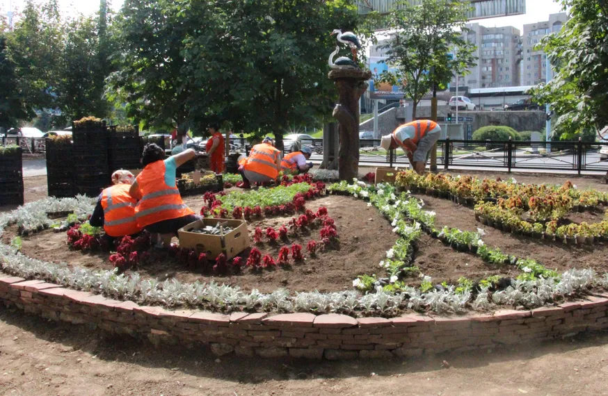 Капитал - На благоустройство Медеуского района выделено около 90 млн тенге