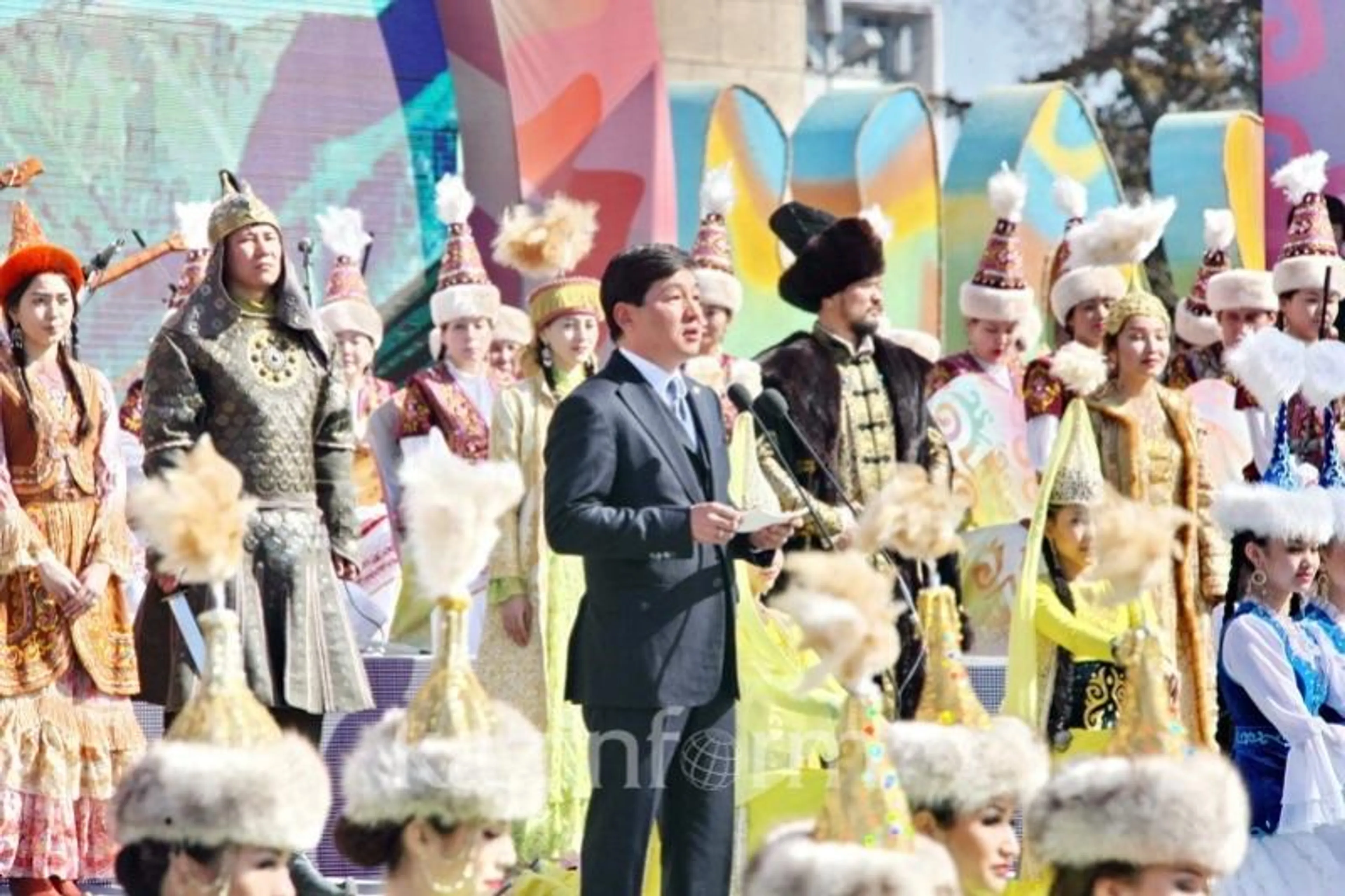 Капитал - Бауыржан Байбек поздравил алматинцев с праздником Наурыз