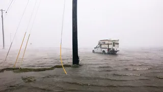 Капитал - В Техасе введен режим стихийного бедствия из-за урагана