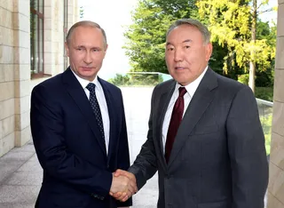 Капитал - Нурсултан Назарбаев назвал отношения с Россией образцовыми