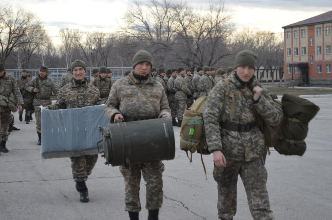 Более 500 военнослужащих направили на борьбу с паводками в регионах 2907444 - Kapital.kz 