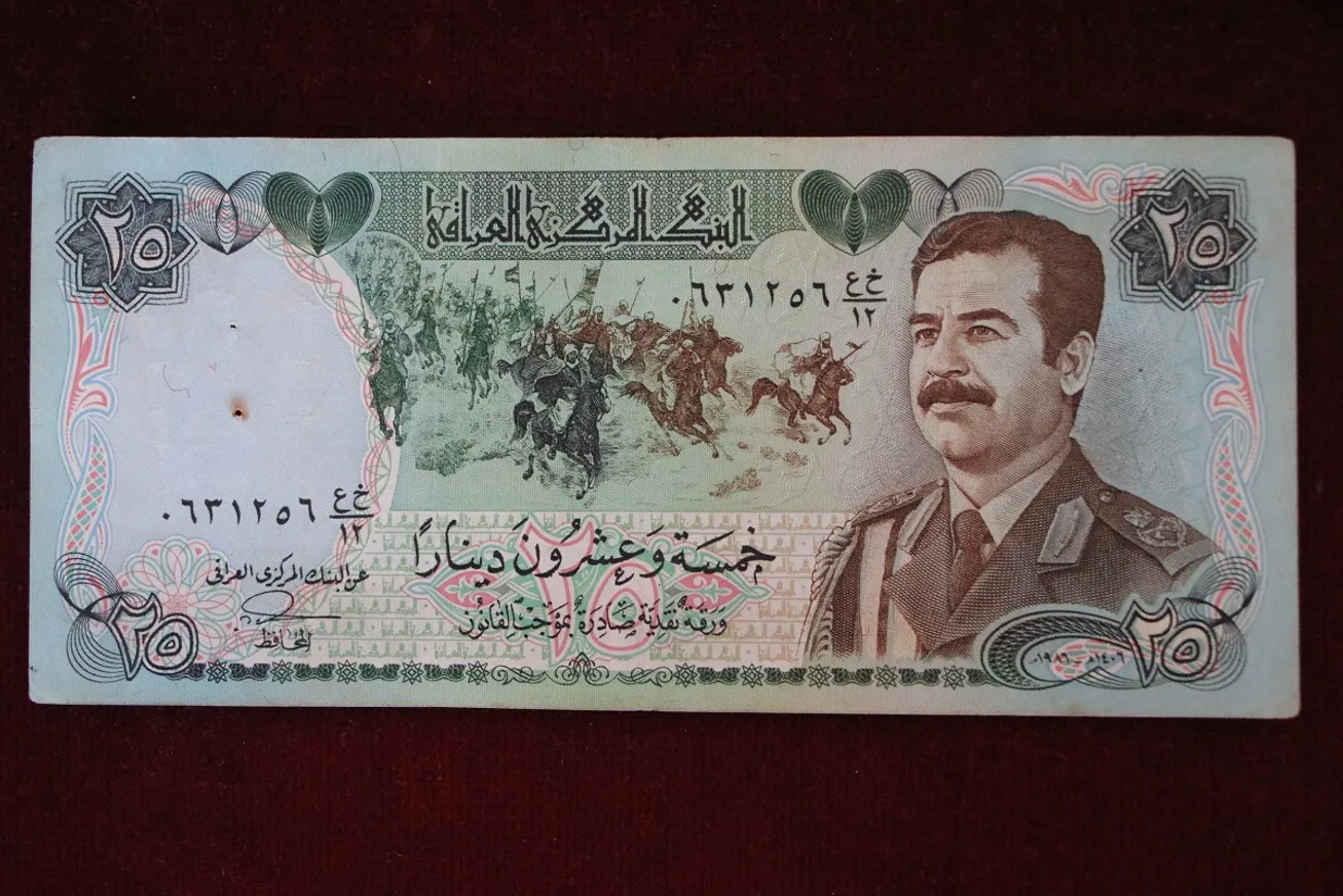 Можно ли заработать на старых и необычных банкнотах? - фото kapital.kz