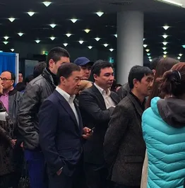 Политики и бизнесмены пришли на избирательные участки