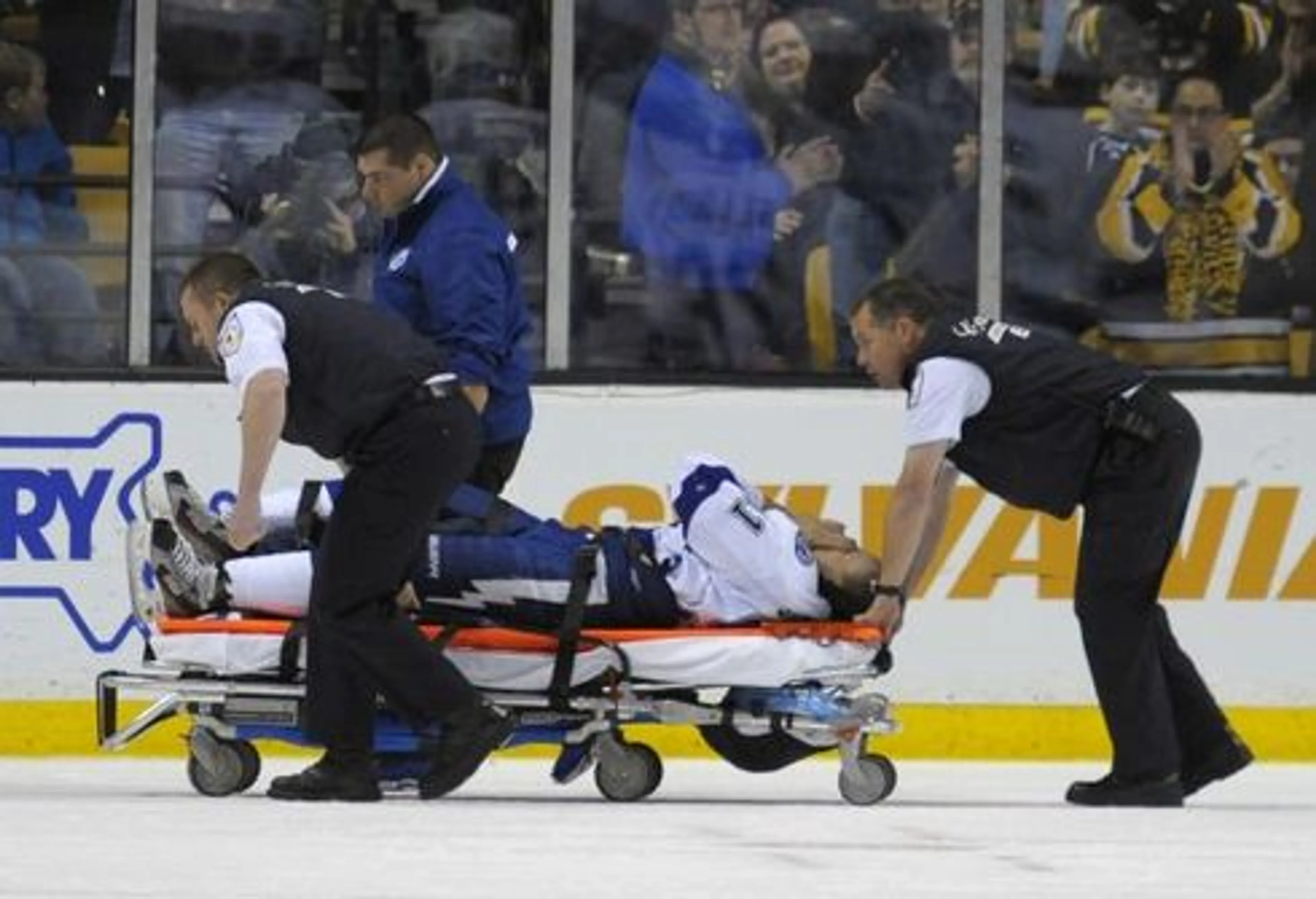 Капитал - Лучший бомбардир НХЛ сломал ногу