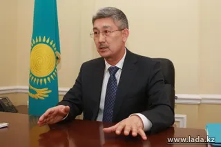 Капитал - Аким Актау ушел в депутаты