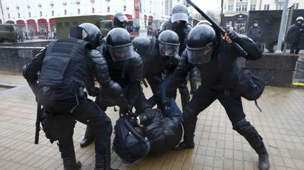 Капитал - Протесты в День Воли в Минске: сотни задержанных