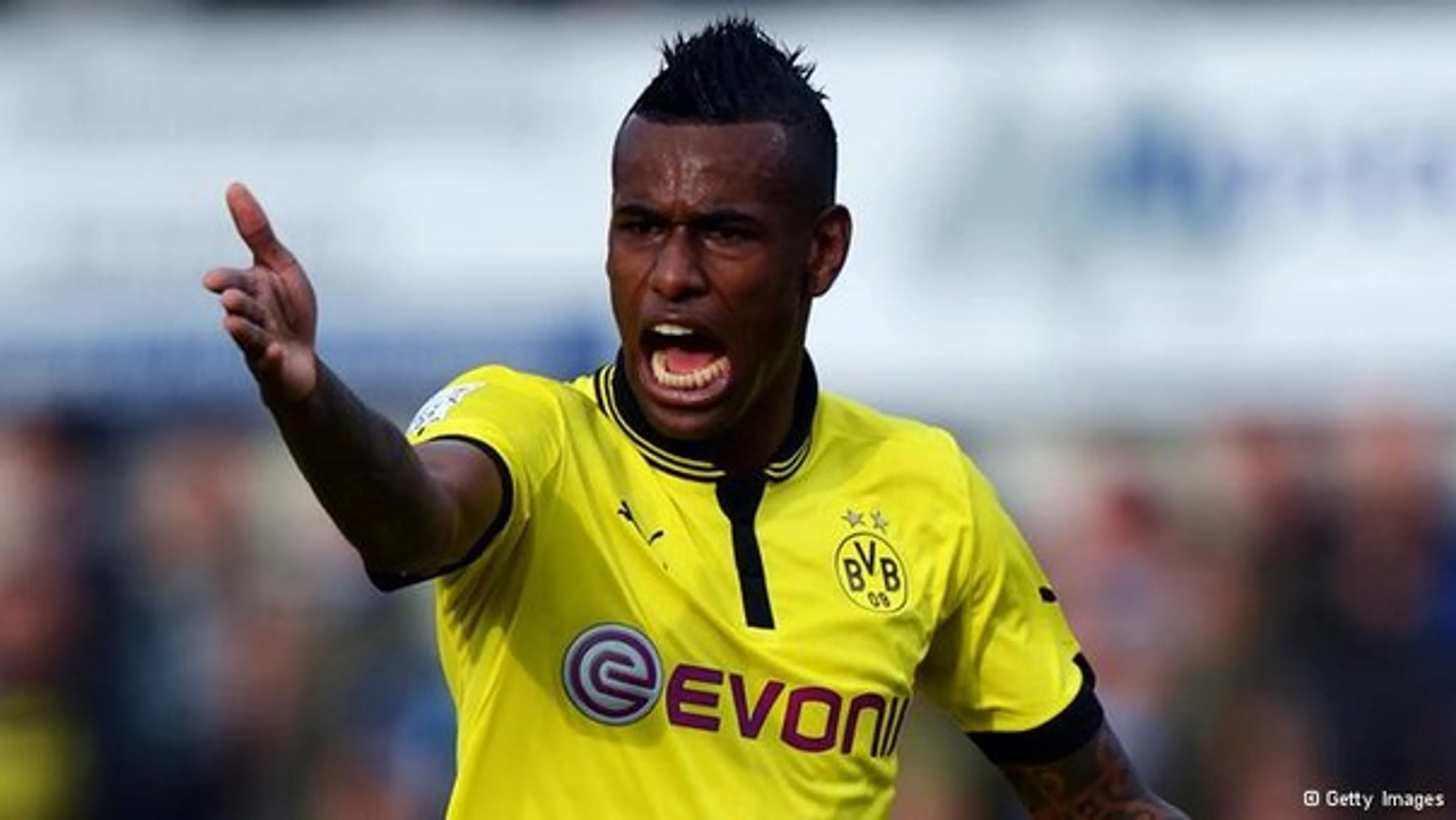 Капитал - «Анжи» опроверг интерес к Сантане