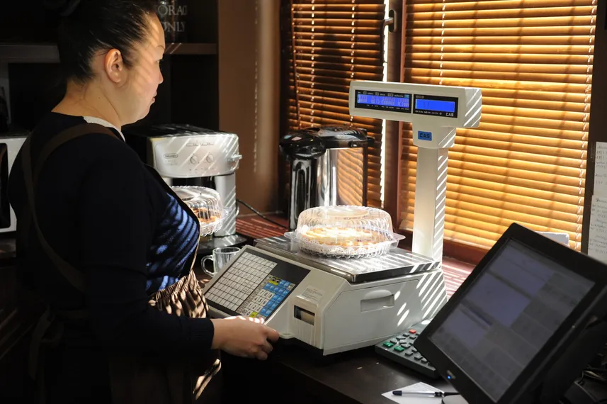 Капитал - В сфере торговли работает наибольшее число казахстанцев