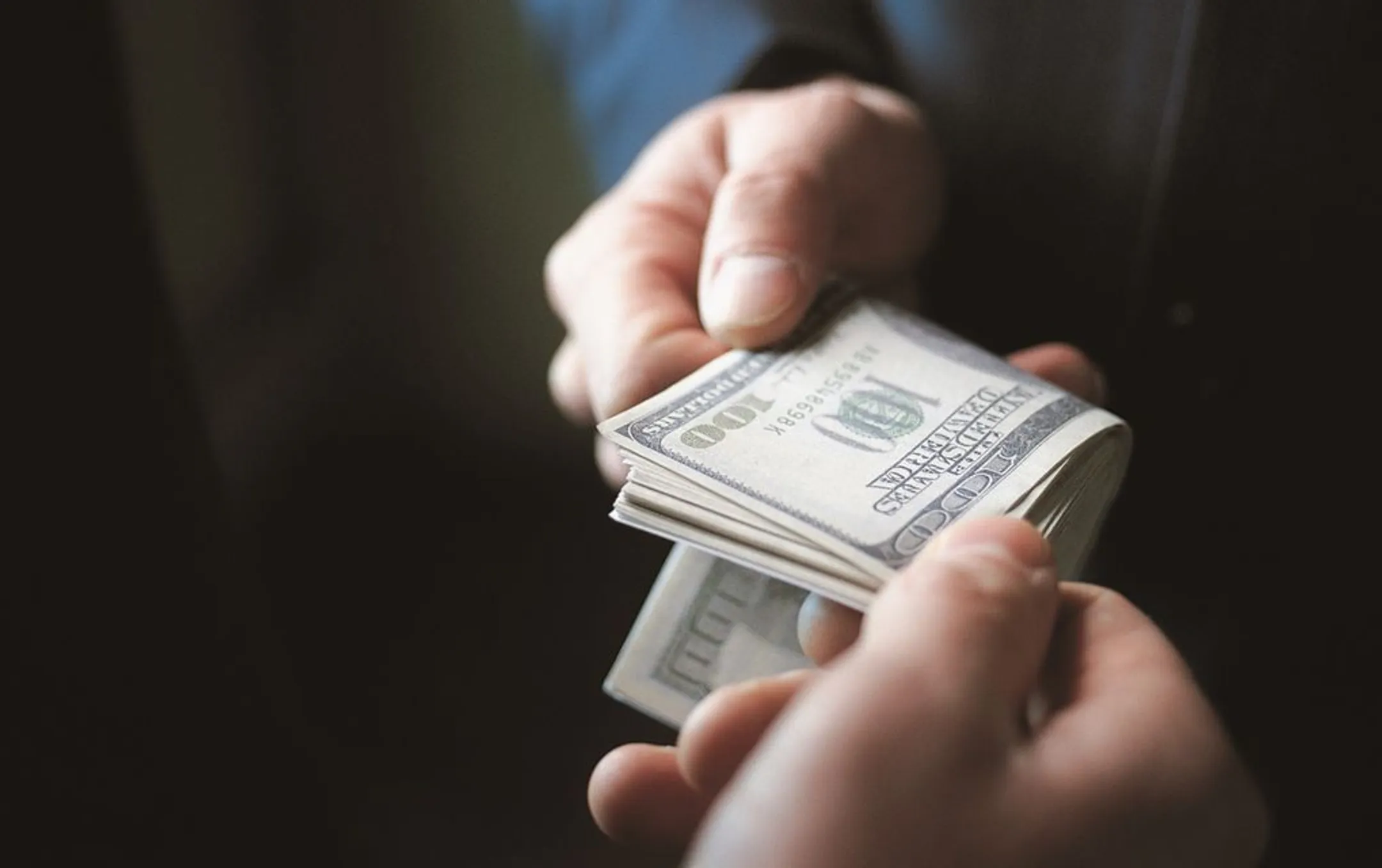 За взятку в $ 150 тысяч задержан сотрудник таможенной лаборатории - Image Kapital.kz