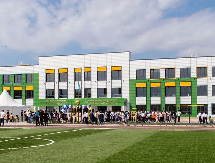 Капитал - KazSMU в партнерстве с Нурбанком завершил строительство комфортной школы