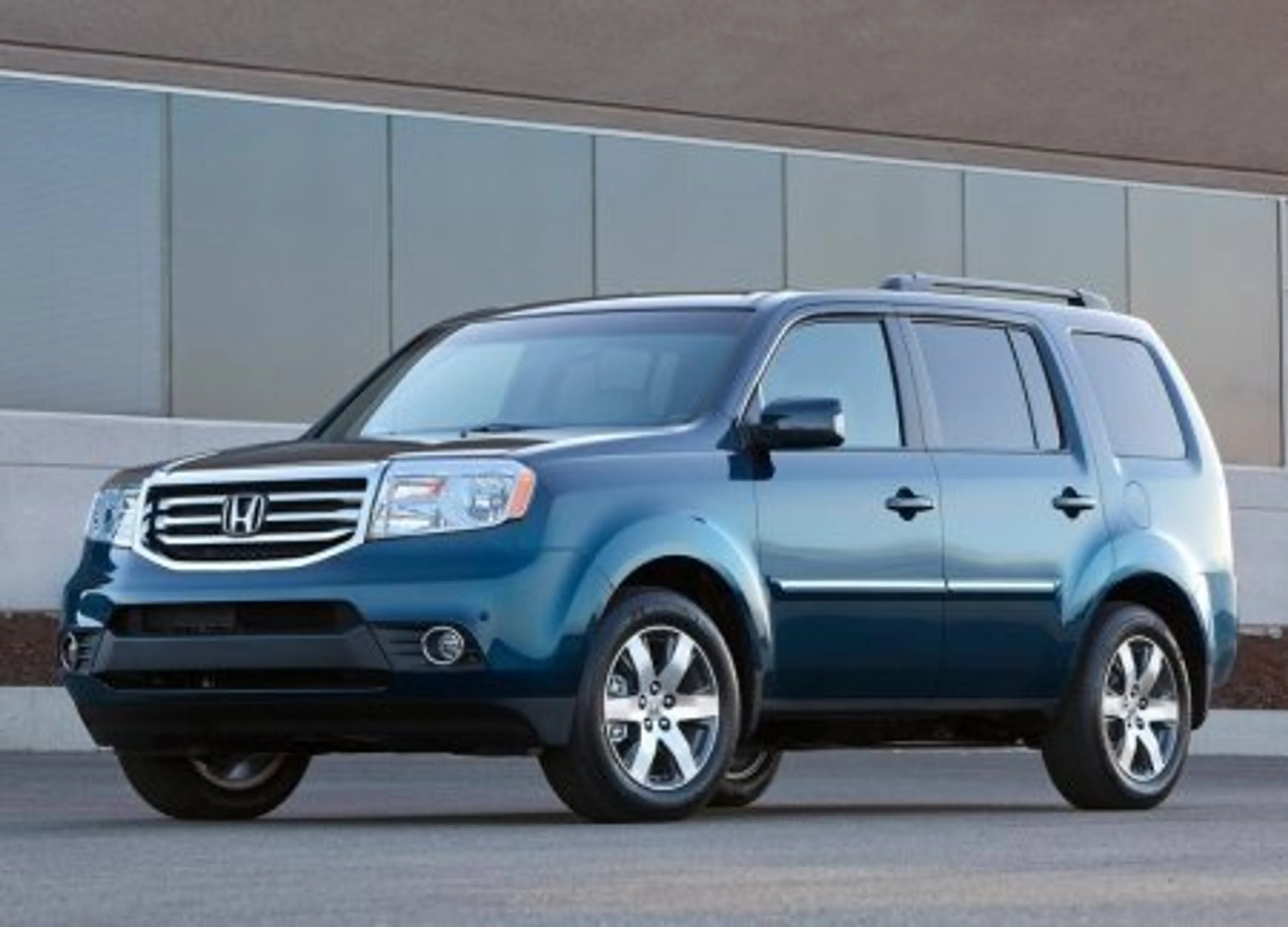 Капитал - Из-за сбоя в работе ESP Honda отзывает автомобили