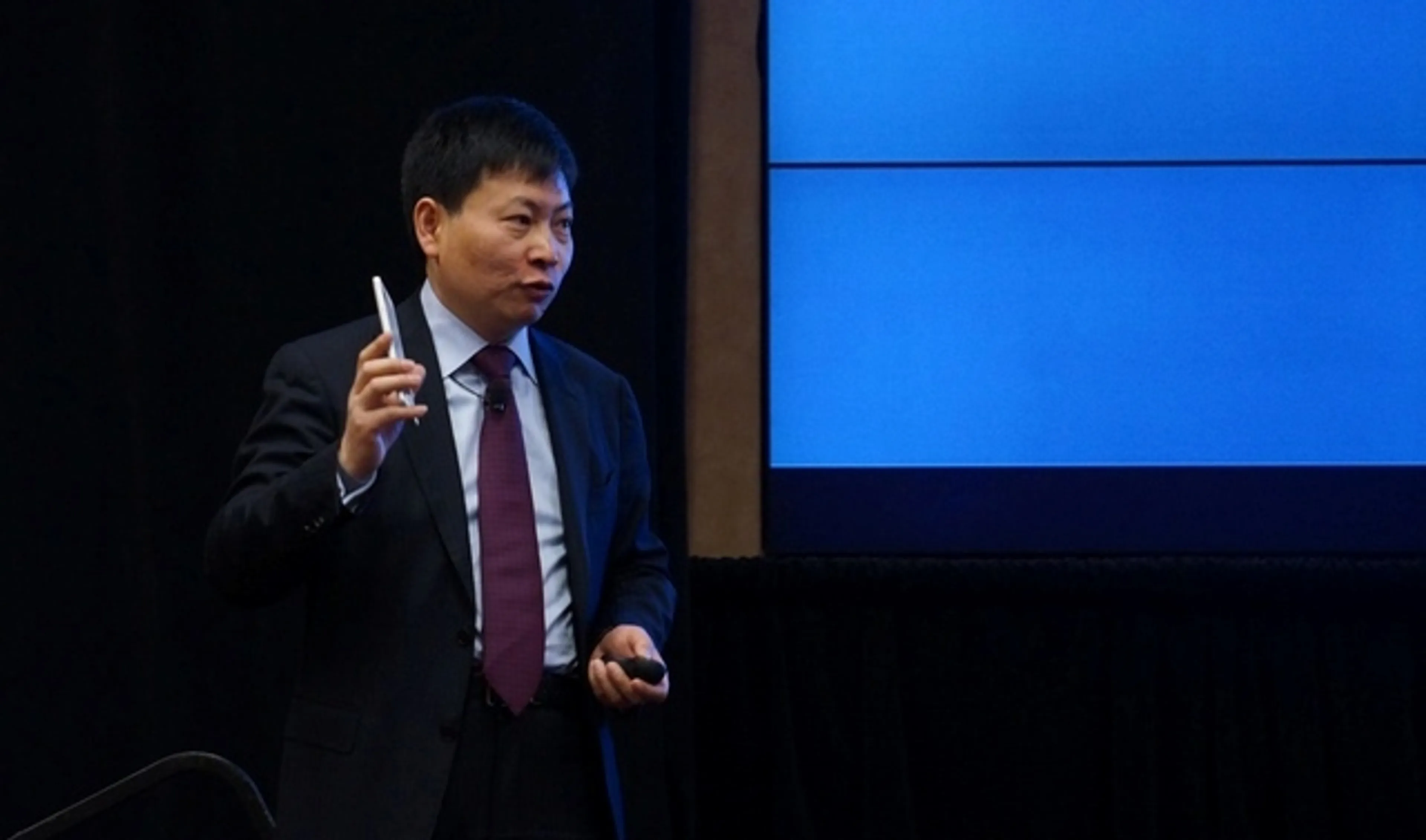 Капитал - Huawei претендует на позицию Apple