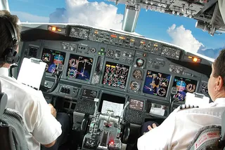 Капитал - Французские пилоты выступили против правила двух человек в кабине