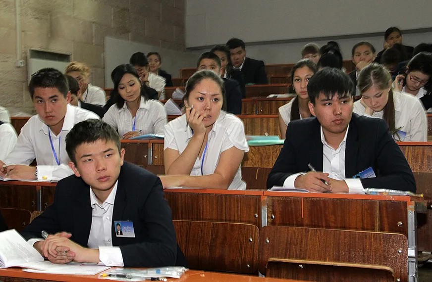 Капитал - Вузы начали прием абитуриентов-казахов из-за рубежа