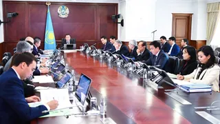 Капитал - Аскар Мамин провел заседание совета директоров «Байтерека»