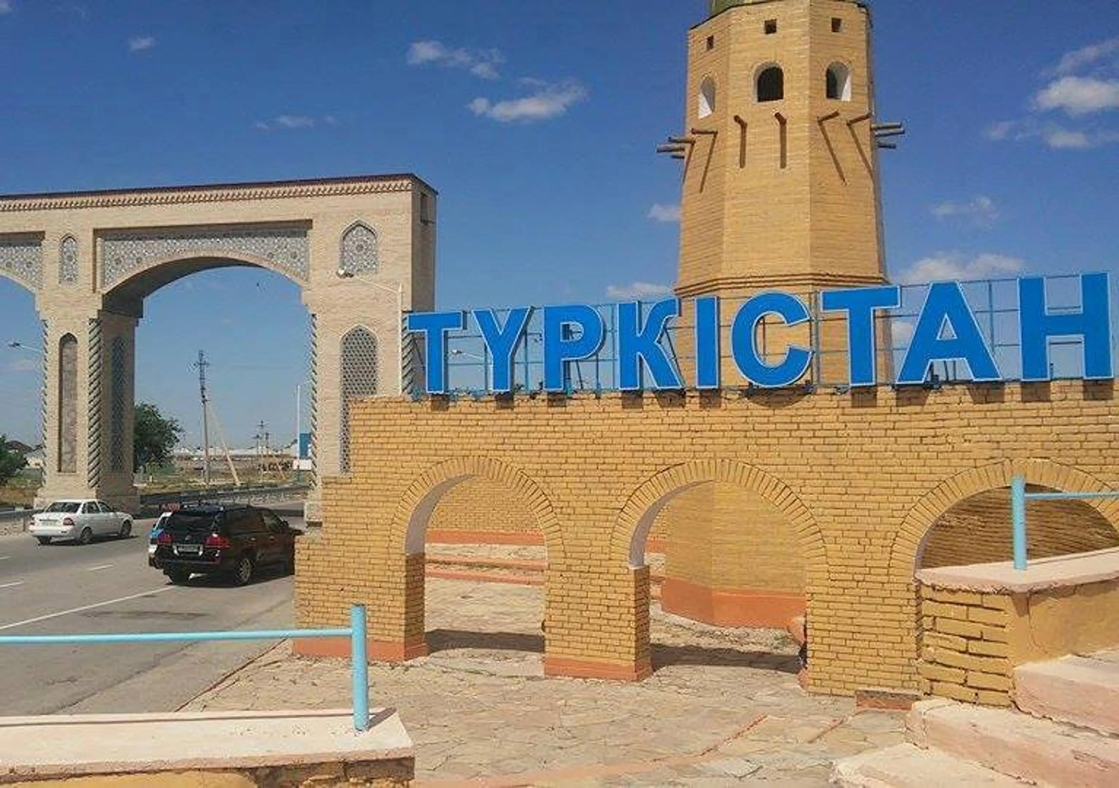 Капитал - Тараз и Туркестан вошли в топ исторических городов СНГ, популярных у туристов