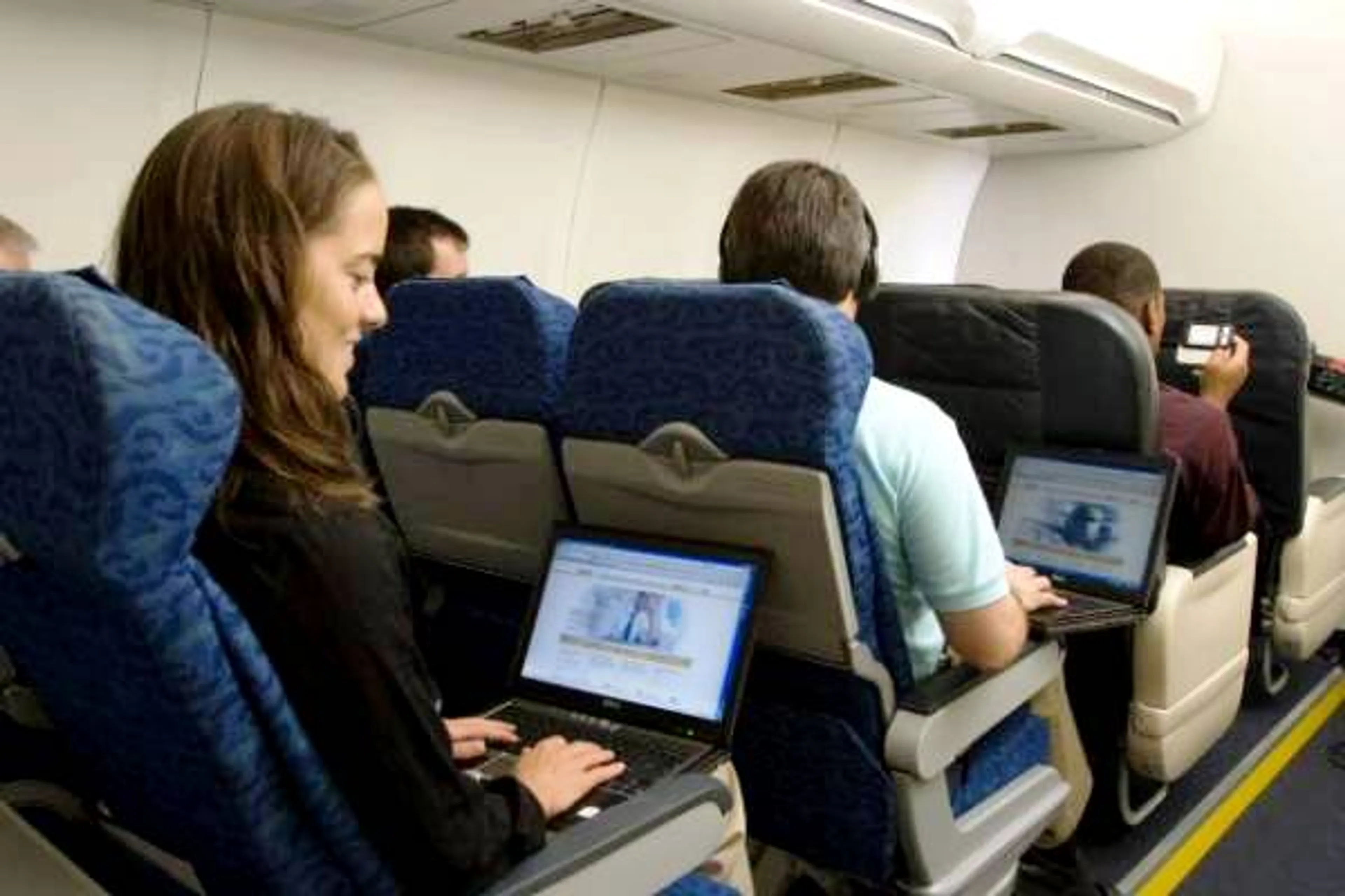 Капитал - В 2014 году на бортах Air Astana появится интернет