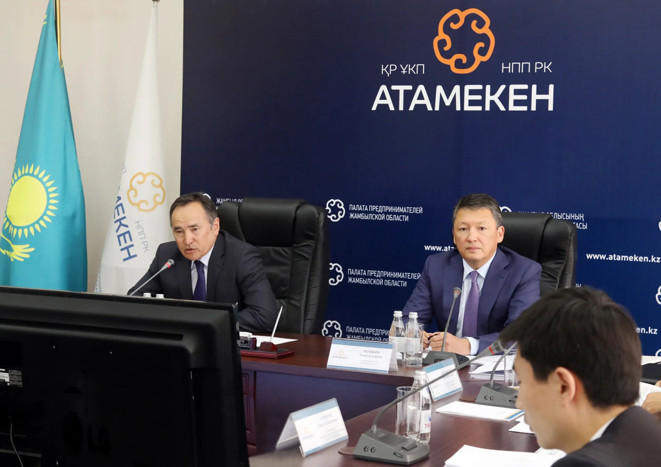 Семерых чиновников привлекли к ответсвенности за вмешательство в бизнес - Image Kapital.kz