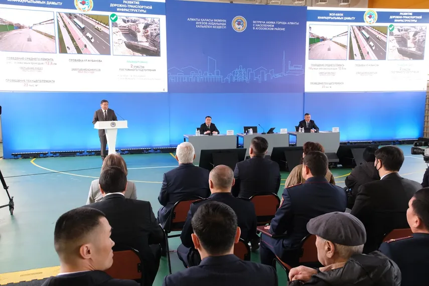 Капитал - Нелегальные автостоянки передадут в Алматы паркинг