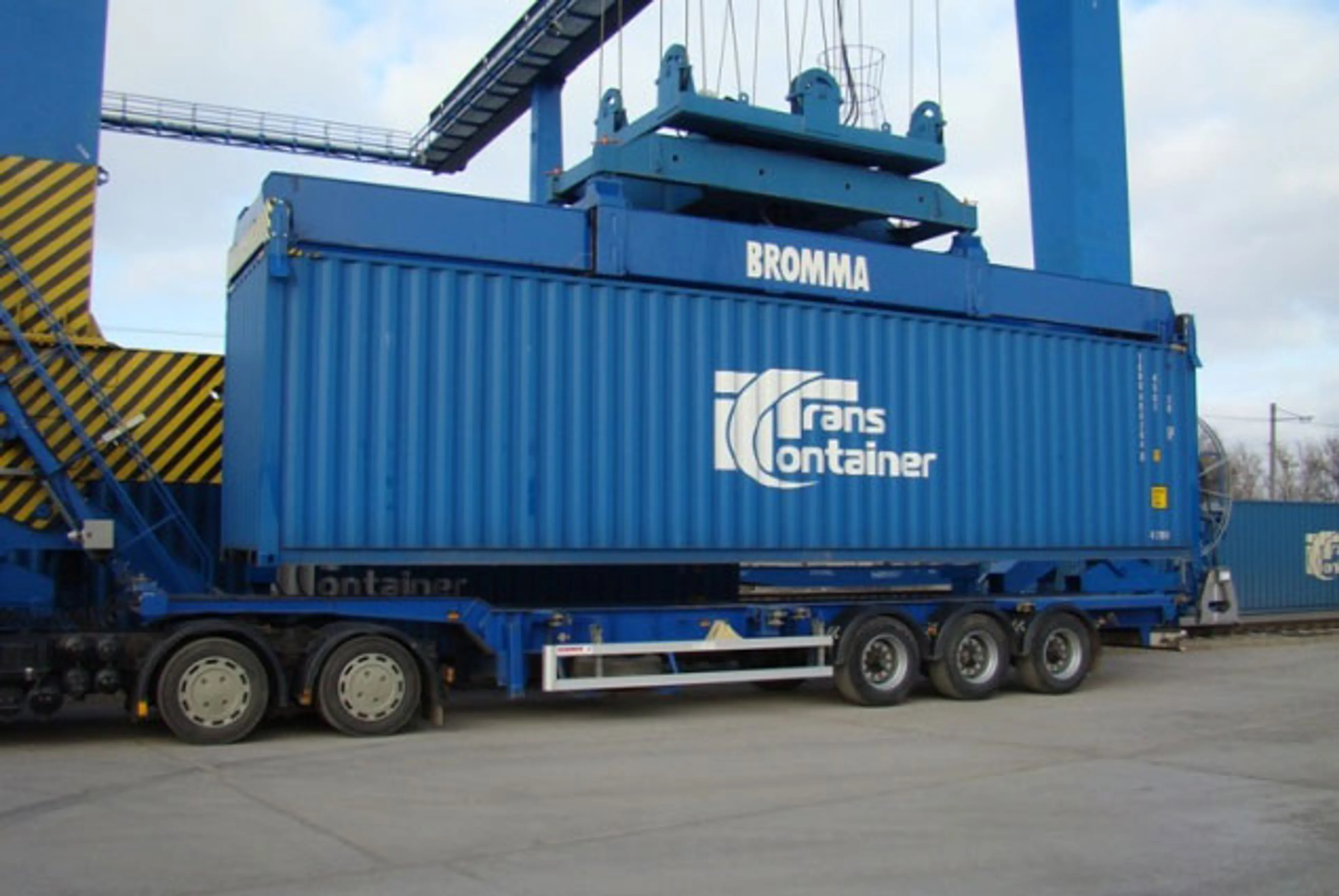 Капитал - Продажу 50% акций Кедентранссервиса КТЖ оспорили