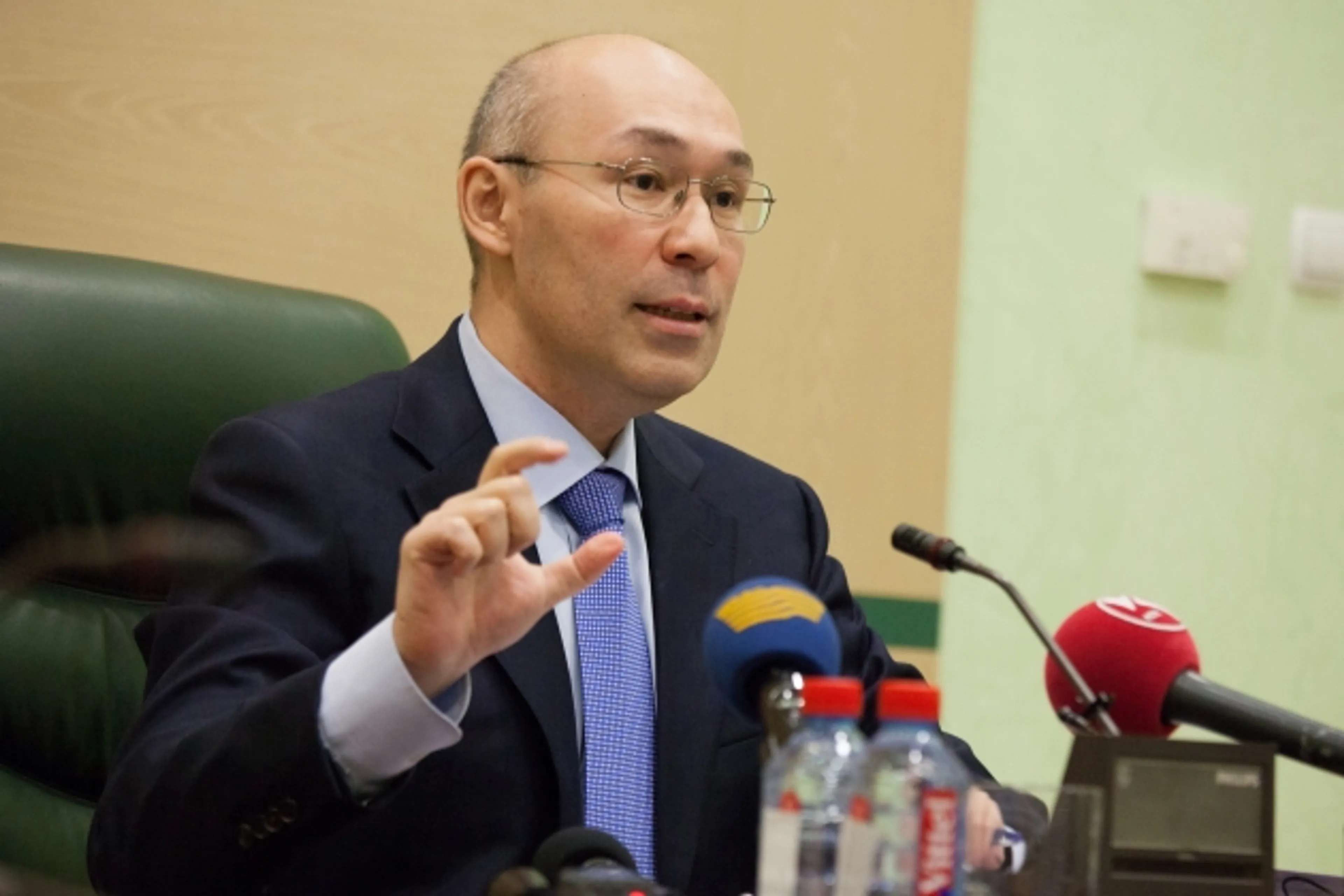 Капитал - Келимбетов: Тенге пока еще имеет запас прочности