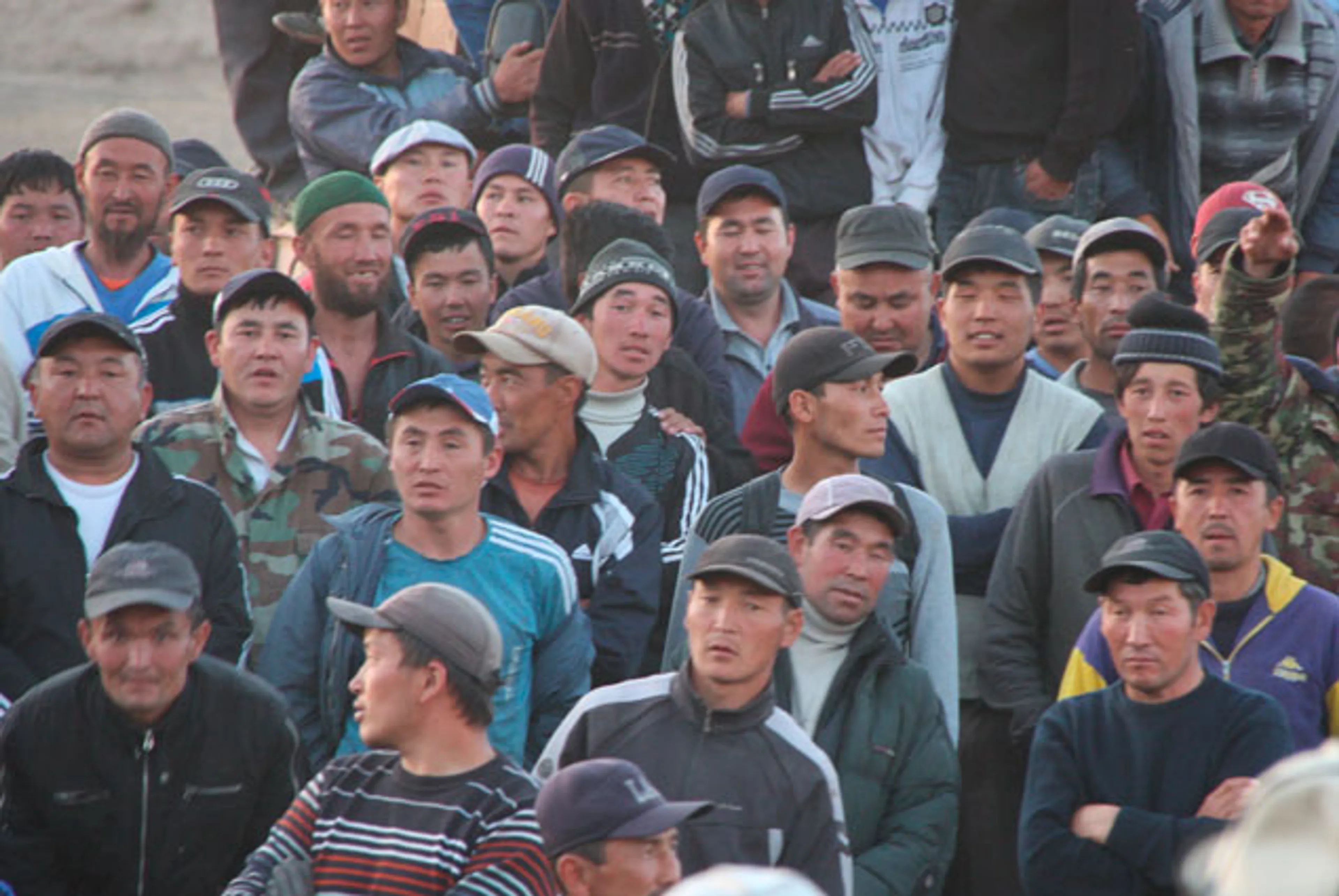 Капитал - В Кыргызстане возобновились беспорядки из-за Кумтора