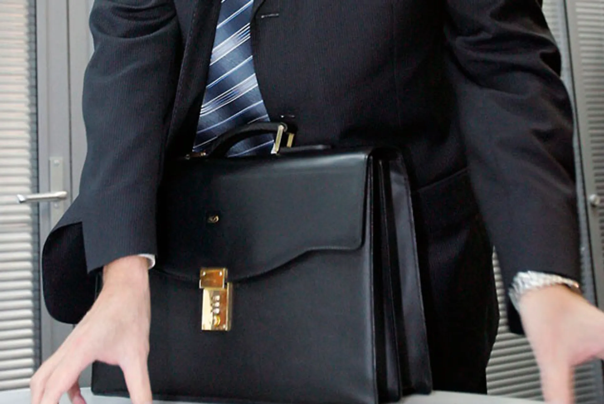 Капитал - Российское правительство в казахстанском белье?