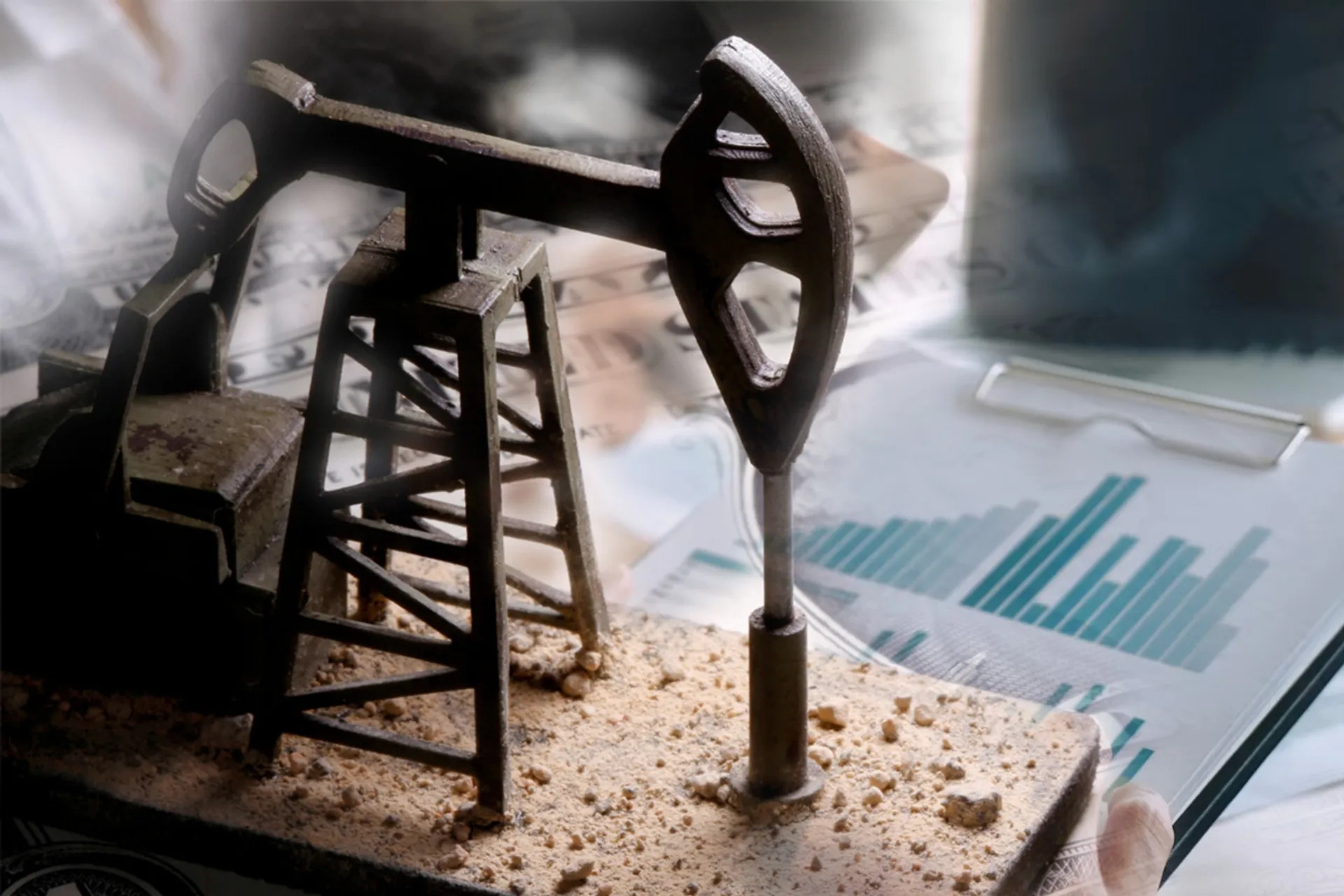 Капитал - Нефтяные котировки снизились из-за опасений сокращения спроса