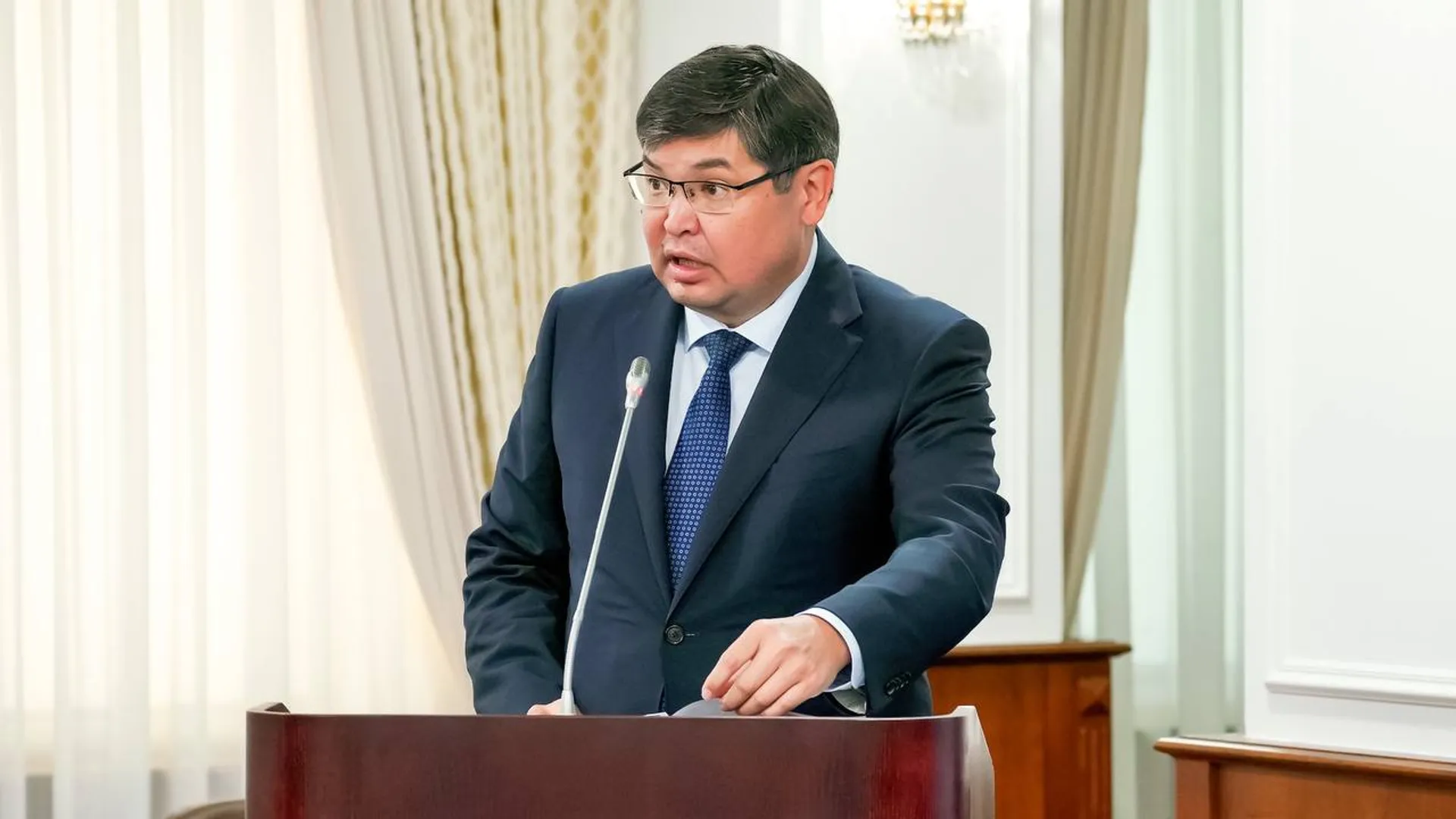 Капитал - Размер неустойки для местных производителей при госзакупках снизили до 3%