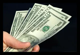 Капитал - Казахстанцы покупают долларов больше, чем продают