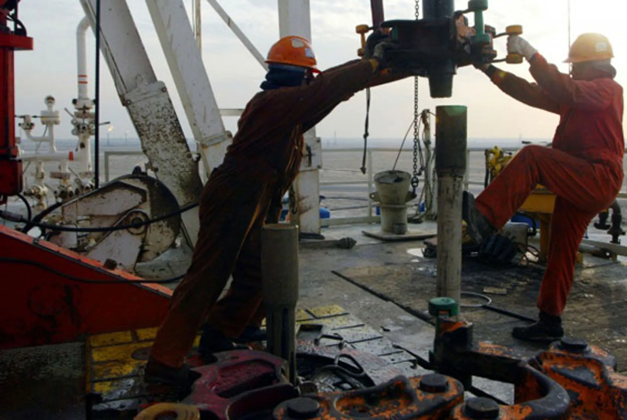 Саудовская Аравия обвалила цены на нефть - Image Kapital.kz
