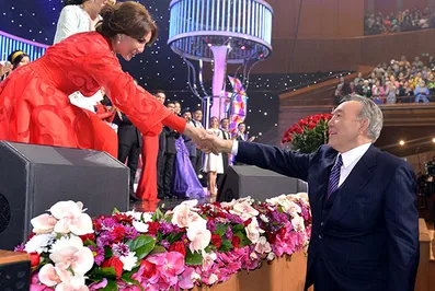 Президент посетил торжественный концерт «Әлемнің жарығы»